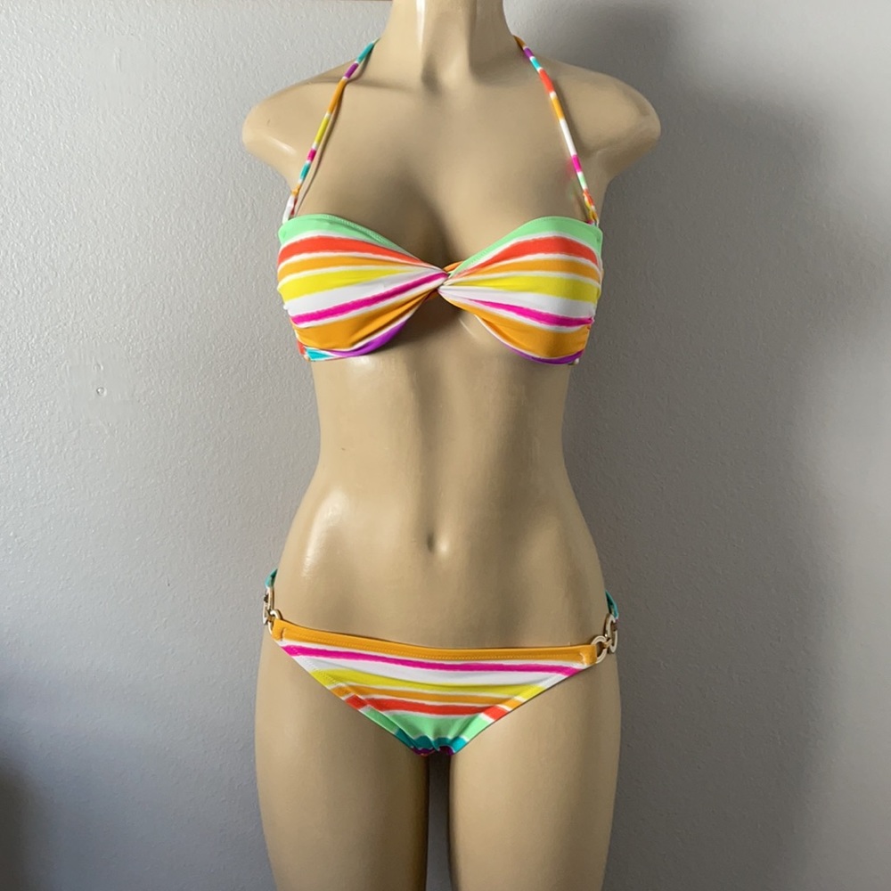 ❤️Victoria Secret two pieces bathing suit size M-S